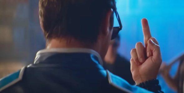 Mortal Kombat 2 film trailer sees Johnny Cage jumping over a Bazooka missile with some very wide legs